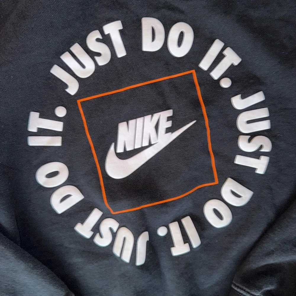Nike Men’s Large Just Do It Crew Neck Sweatshirt Black - Picture 2 of 6
